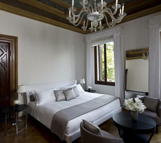Aman Venice