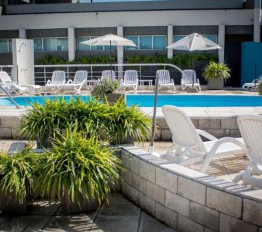Maran Suites & Towers