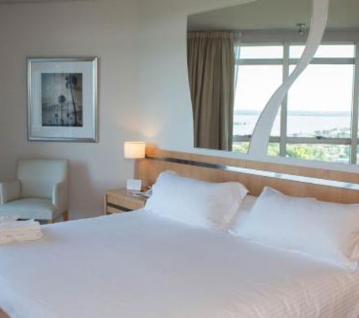 Maran Suites & Towers