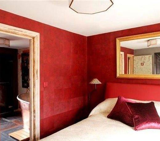 ROUGH LUXE HOTEL