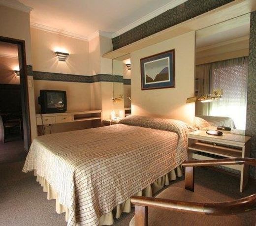 PARANA HOTEL PLAZA JARDIN
