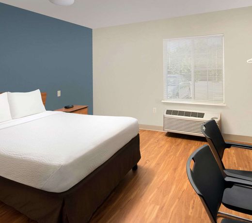 WoodSpring Suites Clarksville Ft. Campbell