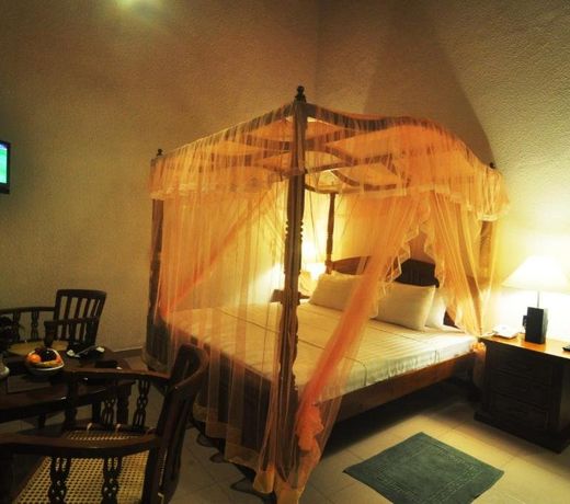 Heaven's Edge By EHI