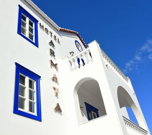 Armata Boutique Hotel