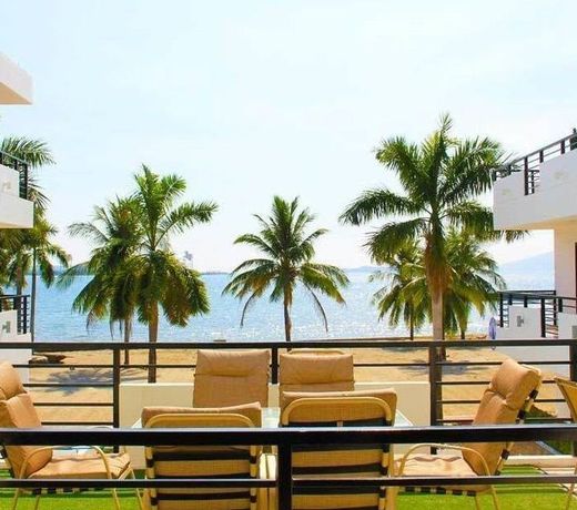 BUMA Subic Hotel and Restaurant