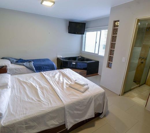 Hotel Luzon