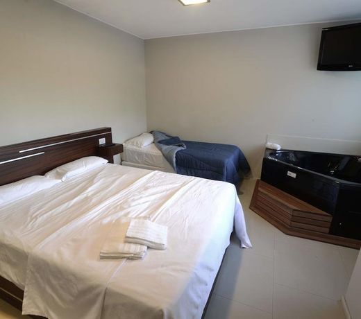 Hotel Luzon