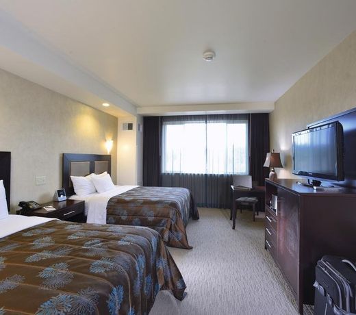 Seven Feathers Casino Resort