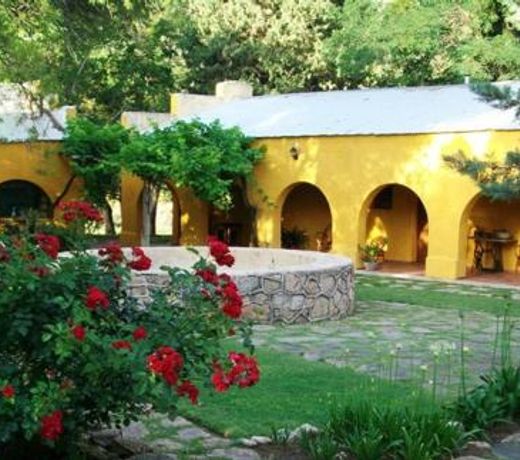 Hotel de MontaÃ±a Estancia NiÃ±a Paula