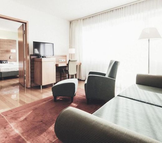 Reduce Hotel Vital