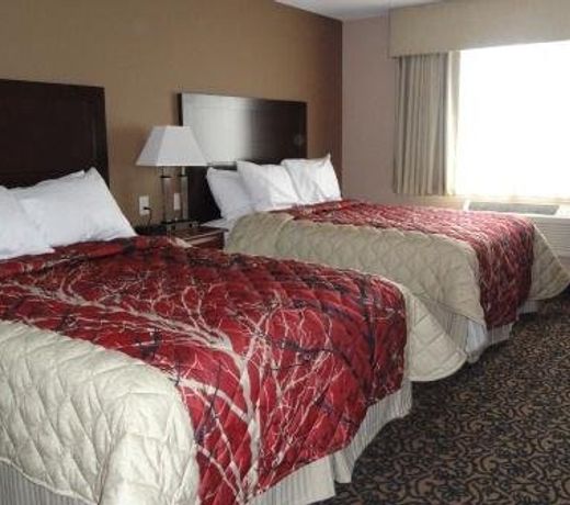Canby Inn and Suites