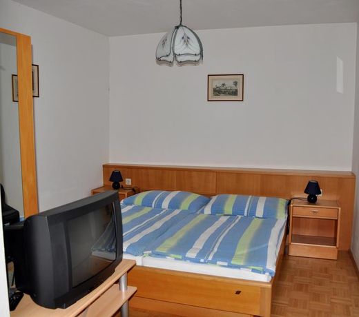 Holzgethan - Fam. Schrammel