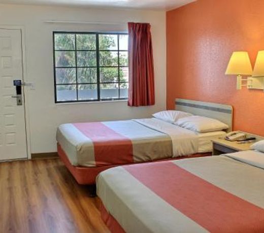 Motel 6-Coalinga, CA - East