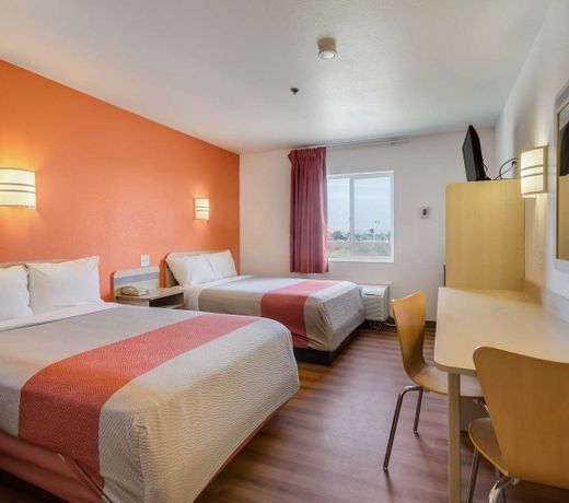 Motel 6-Lemoore, CA