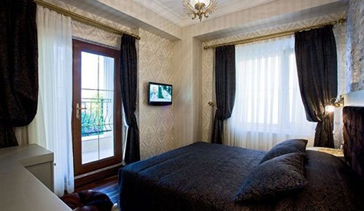 Ascot Hotel Buyukada