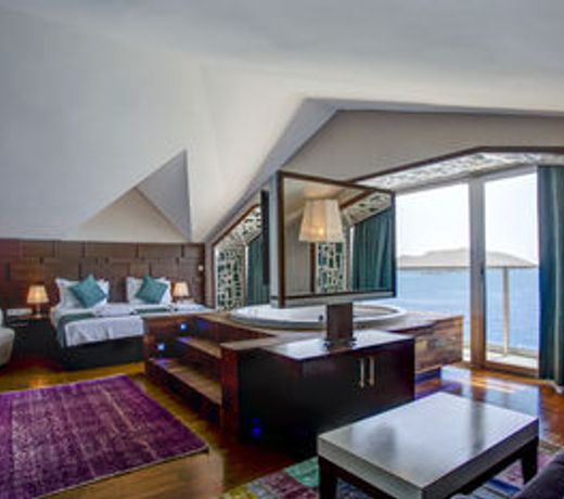 Sea View Hotel