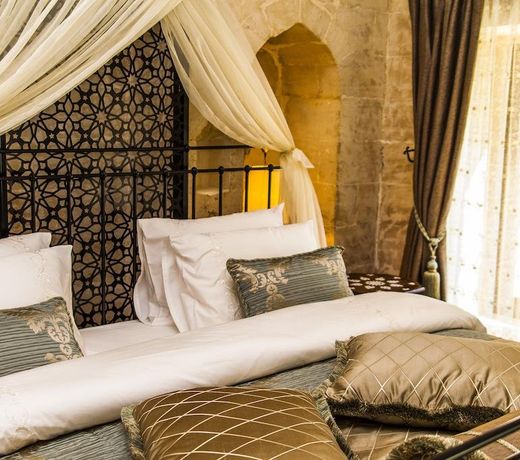 Mardius Tarihi Konak