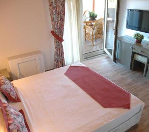 Assos Oleas Hotel