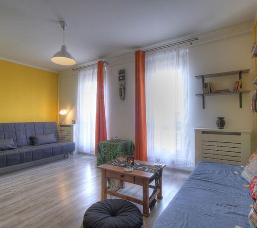 Lovely Room For Two Near Heroes' Square
