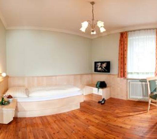Hotel Garni Mühlbacher - inklusive kostenfreiem Eintritt in die Alpentherme