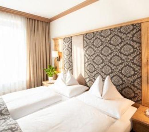 Hotel Zum Stern - Bergbahnen inklusive im Sommer 2025