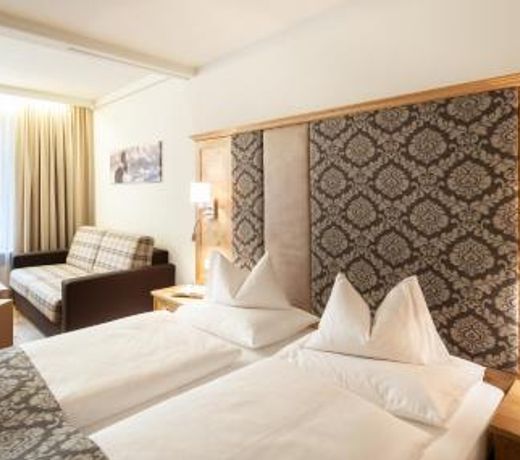 Hotel Zum Stern - Bergbahnen inklusive im Sommer 2025