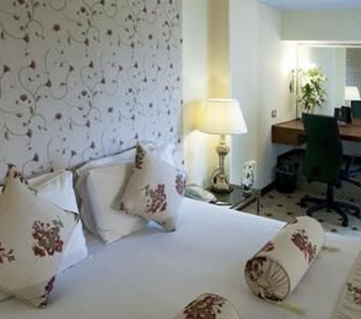 Avari Lahore Hotel