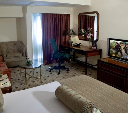 Avari Lahore Hotel