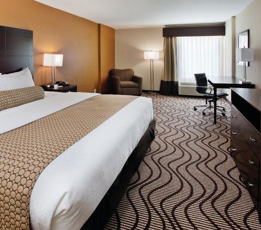 La Quinta by Wyndham Knoxville Central Papermill