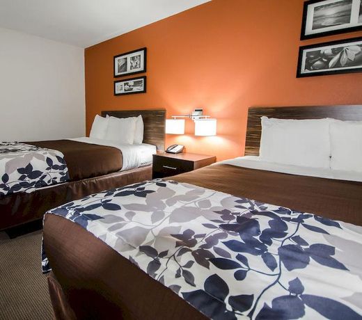 Sleep Inn & Suites And Conference Center Downtown