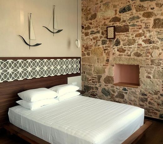 Ambassadors Residence Boutique Hotel