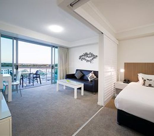 Oaks Mackay Rivermarque Hotel