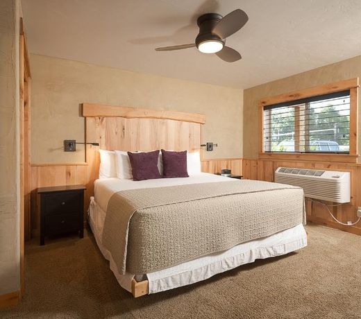 Wall Street Suites