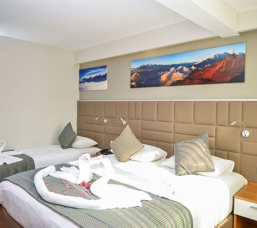 Hakcan Hotel