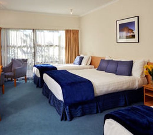 Saxton Lodge Motel