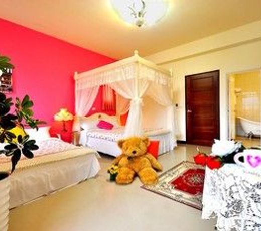 Happy Orange Homestay