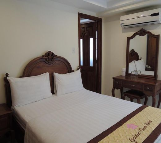 Golden View Hotel