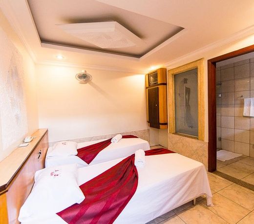 Hotel 21
