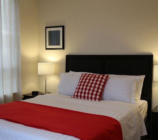 Duke Furnished Suites 330