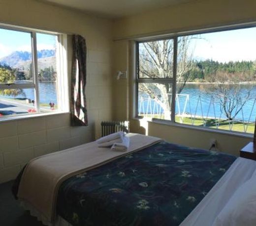 Lakeside Motel
