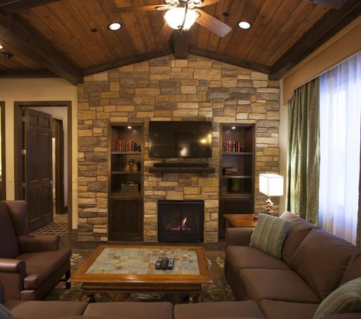 Glacier Canyon Resort by ResortShare