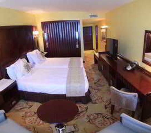 Oasis Hotel