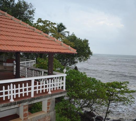 SEA SHELL HARIS BEACH HOME