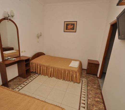 Yason Guest House