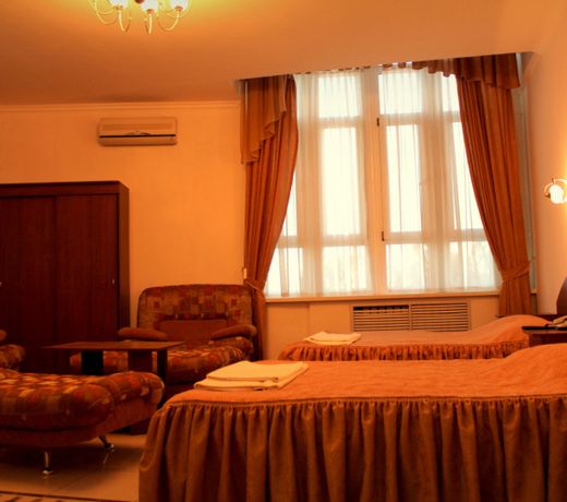 Yason Guest House