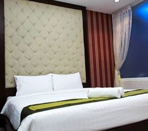 Roses Huahin