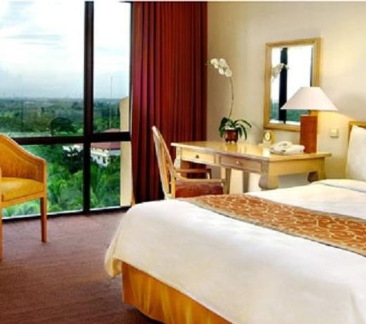Aryaduta Lippo Village