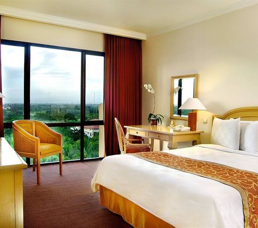 Aryaduta Lippo Village