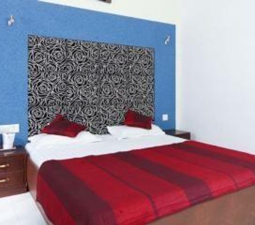 OYO 18429 Hotel Sai President