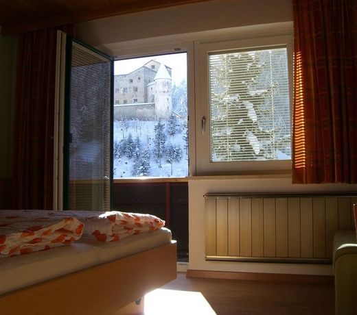 Haus Arnika